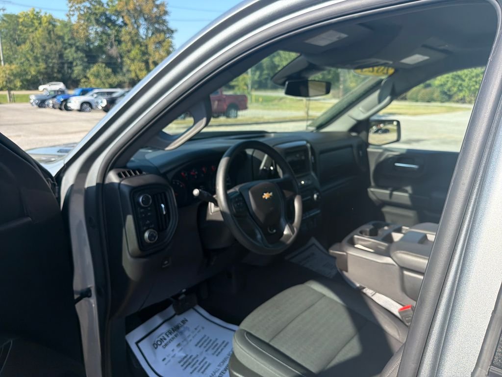 Used 2025 Gray Chevrolet Custom image 15