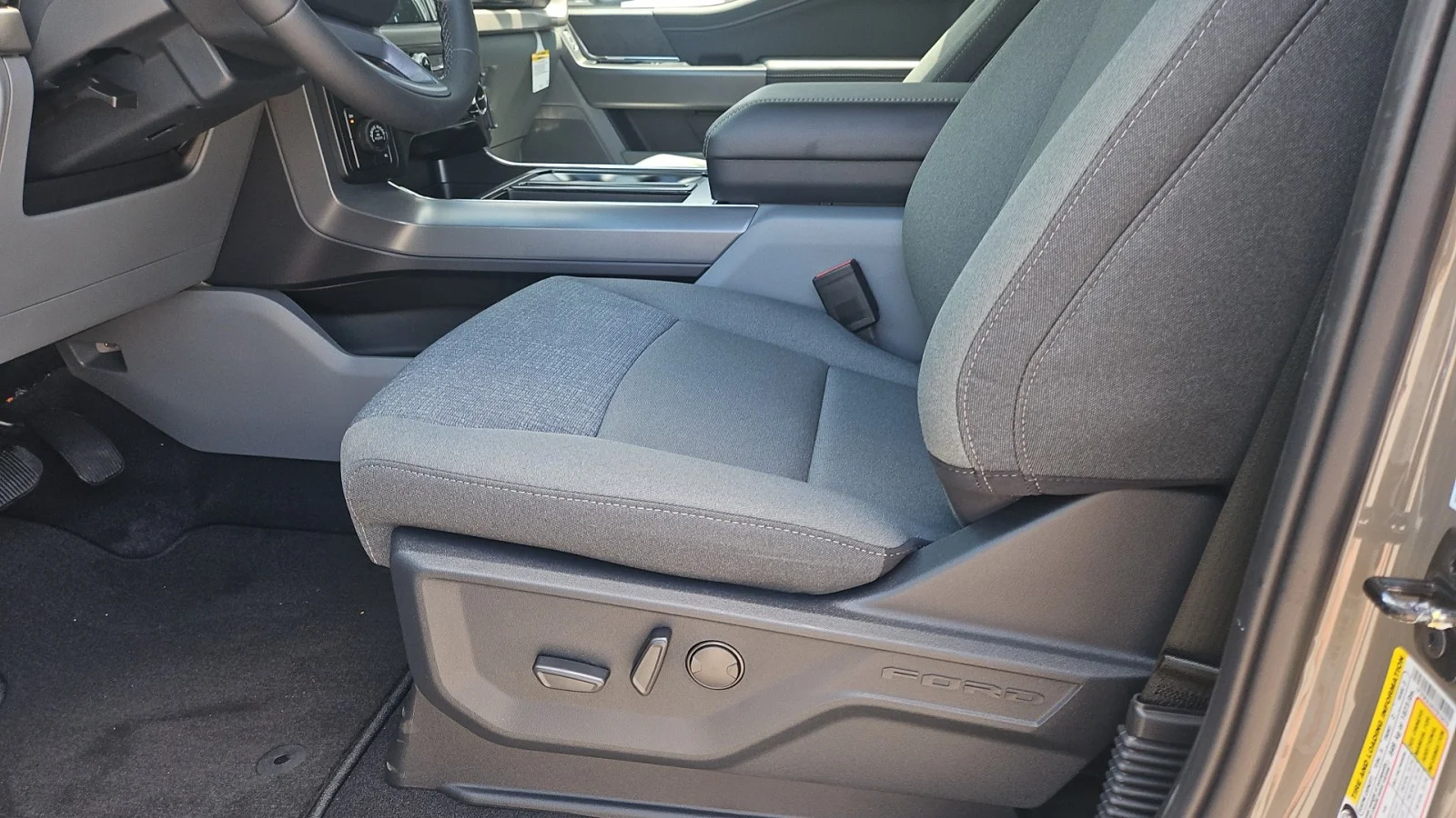 New 2026 Marsh Gray Ford XLT 4WD image 11