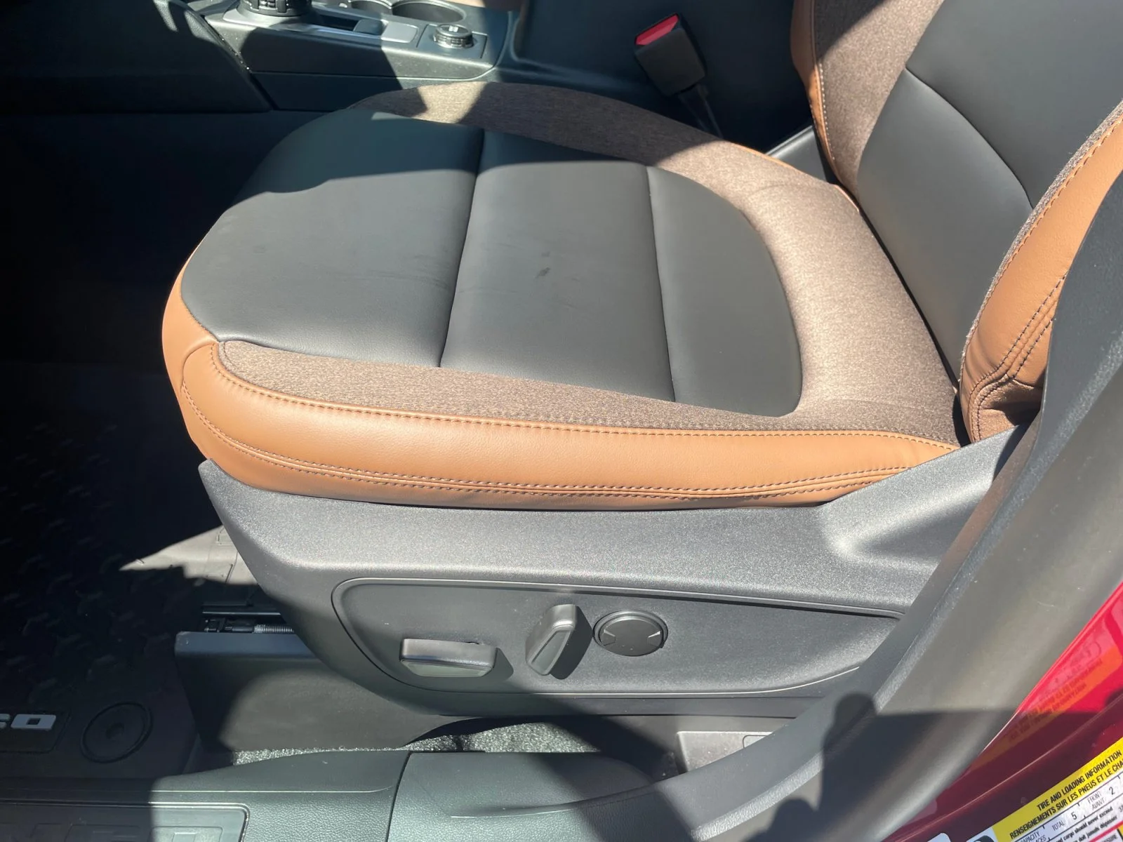 New 2026 Ruby Red Metallic Tinted Clearcoat Ford Outer Banks image 14