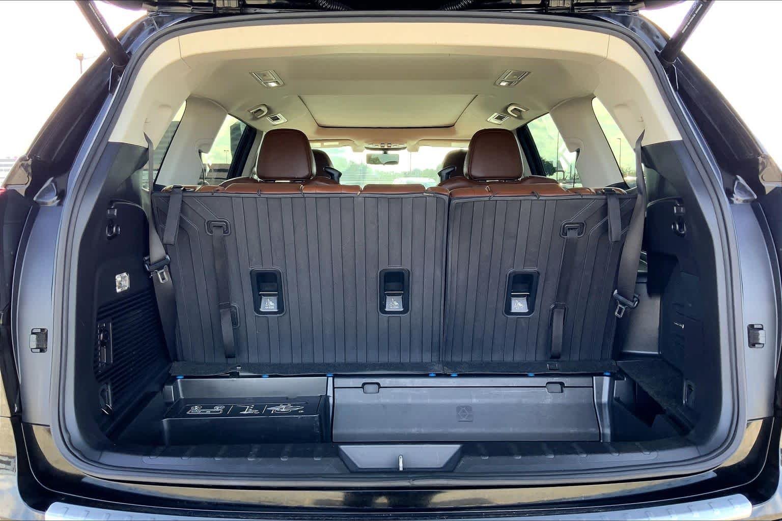 Used 2019 Crystal Black Silica Subaru Touring image 34