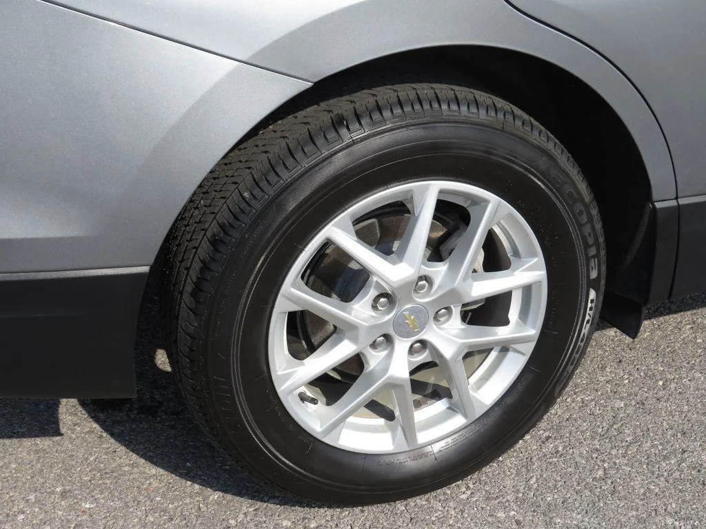 Used 2024 Sterling Gray Metallic Chevrolet LT image 8