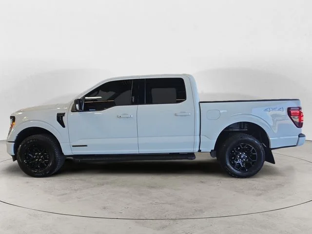 Certified Used 2024 Oxford White Ford XLT image 8
