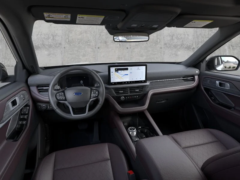 New 2026 Star White Metallic Tri-Coat Ford Platinum™ image 9