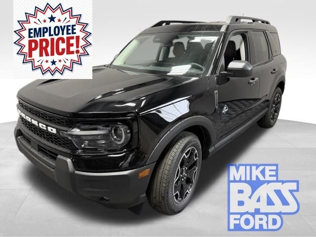 New 2026 Shadow Black Ford Outer Banks® image 1