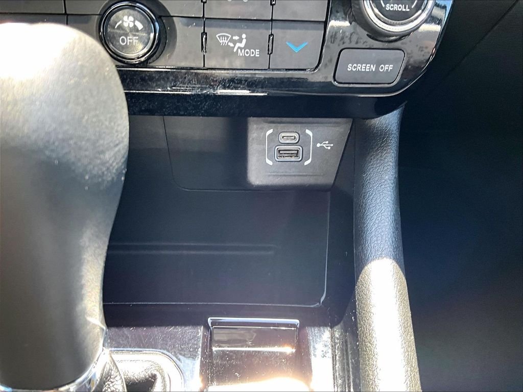 Used 2025 Black Jeep Limited image 27