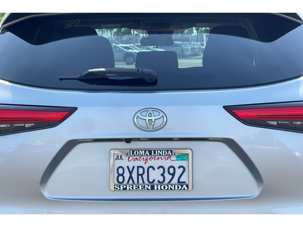 Used 2021 Celestial Silver Metallic Toyota L image 47