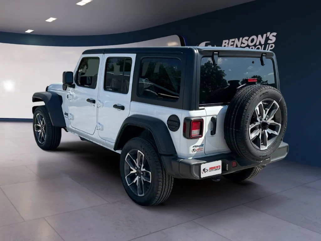 New 2025 White Jeep Sport S 4xe image 3