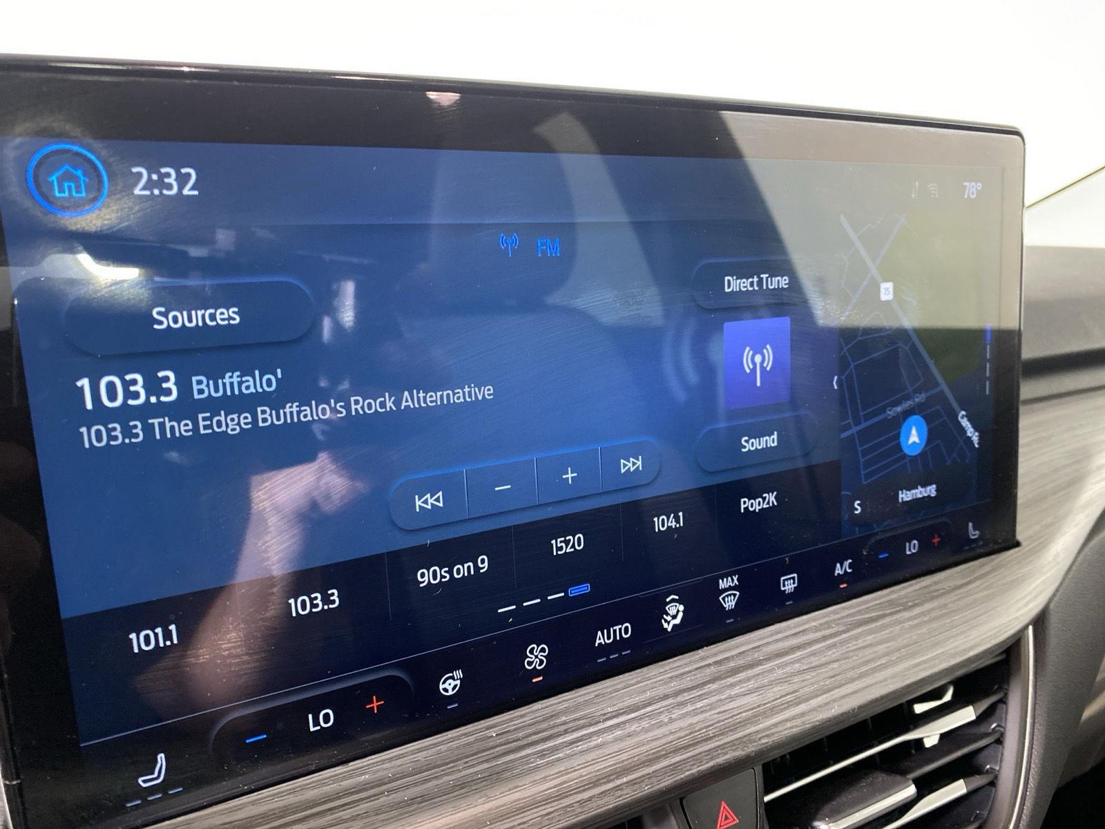 Used 2023 Vapor Blue Ford Platinum image 21