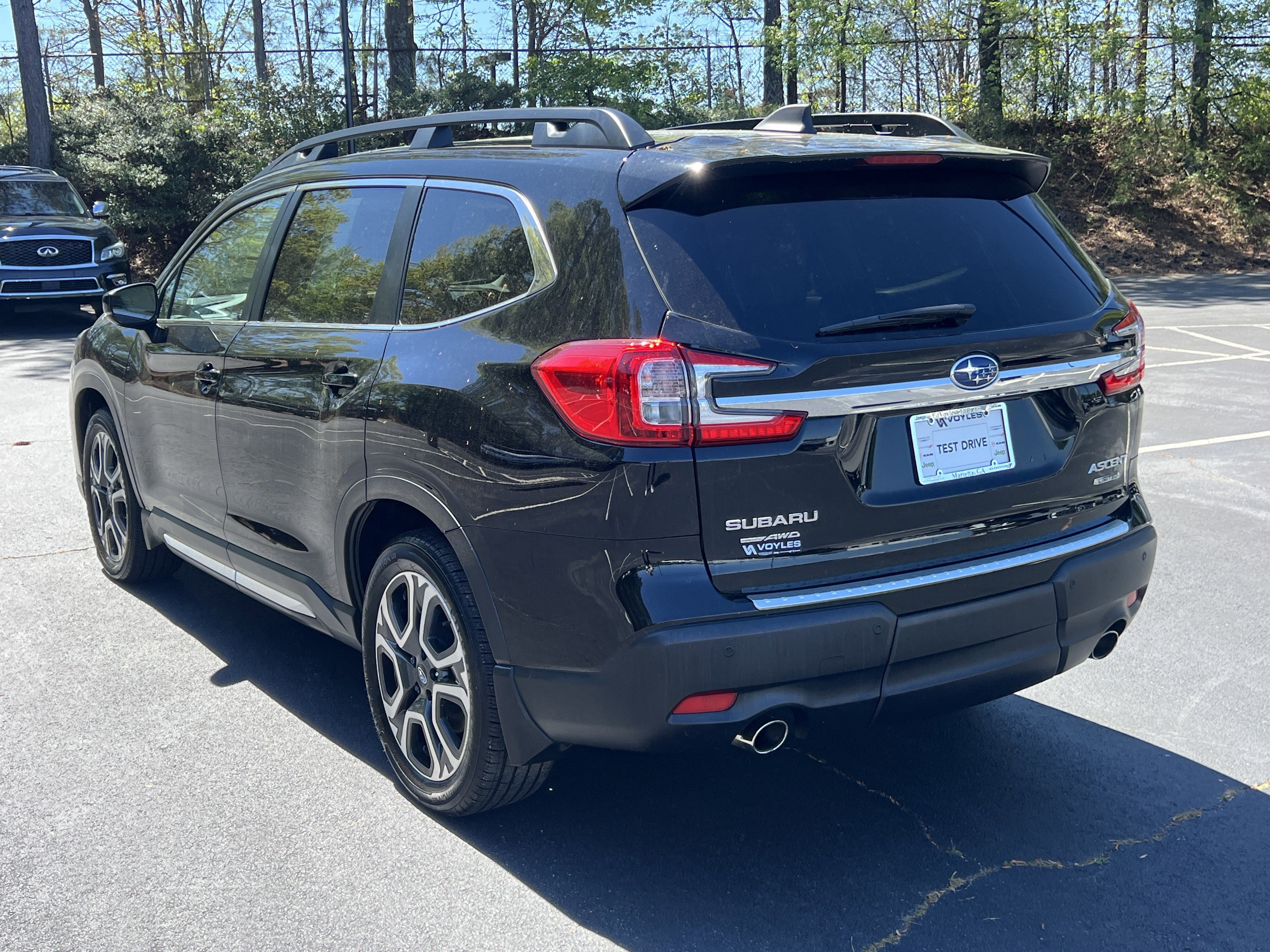 Used 2024 Crystal Black Pearl Subaru Limited image 6