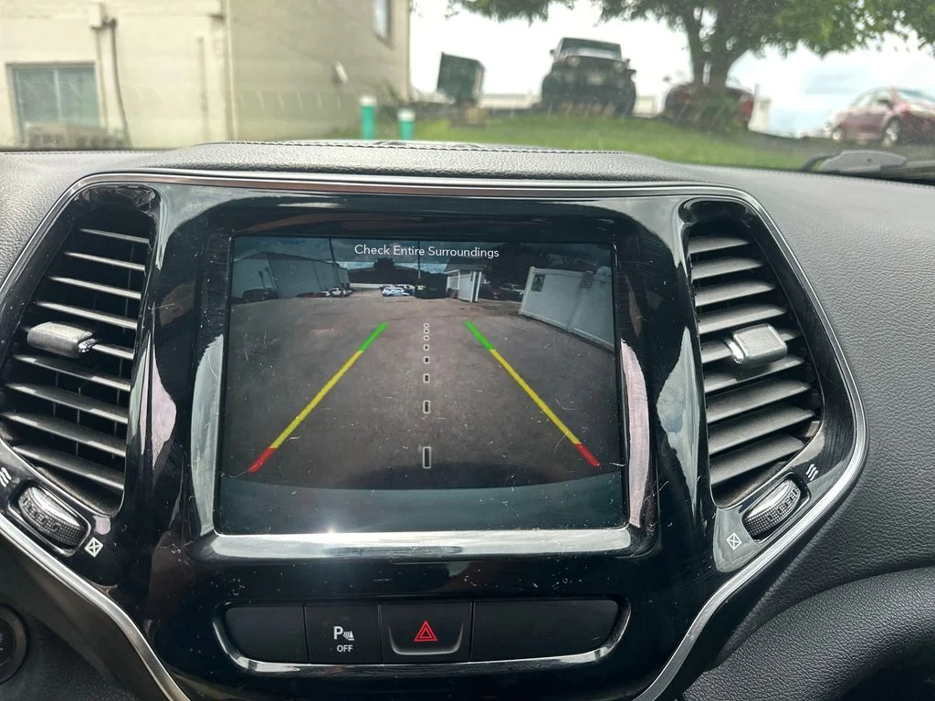 Used 2019 White Jeep Limited image 19