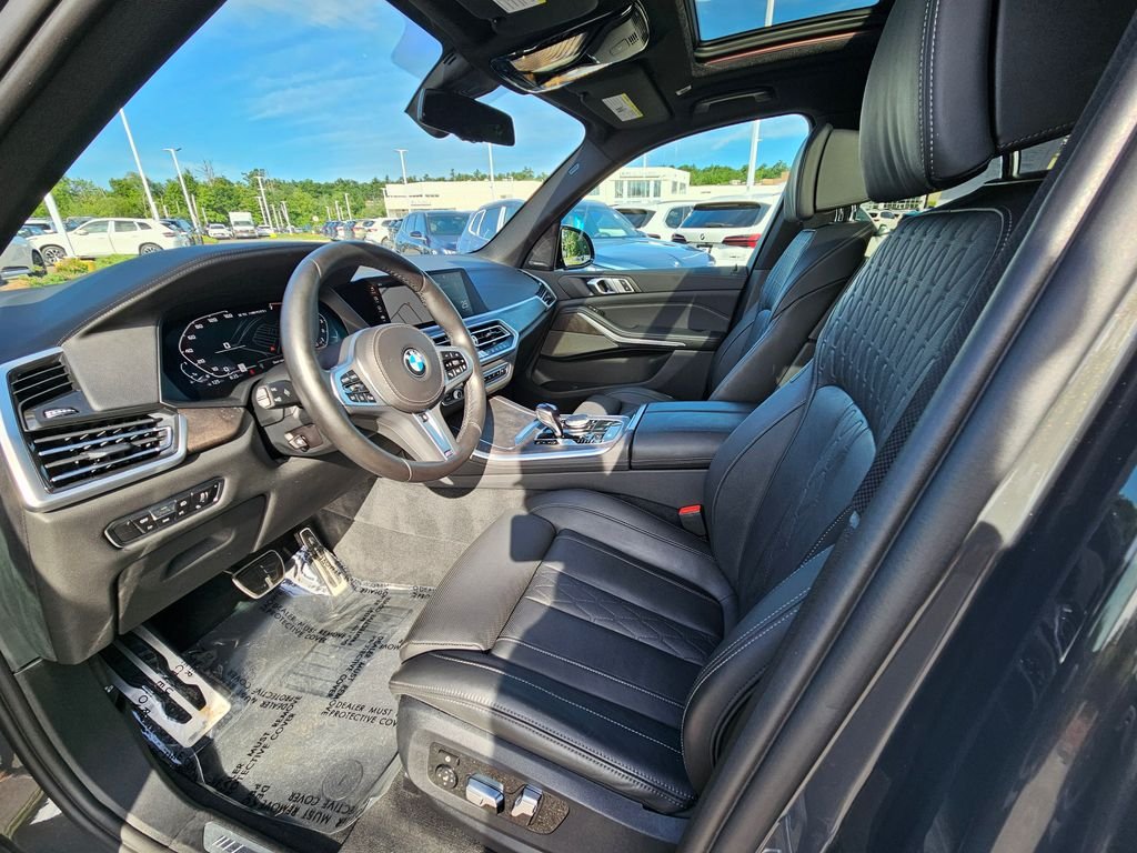 Used 2022 Dravit Grey Metallic BMW M50i image 15