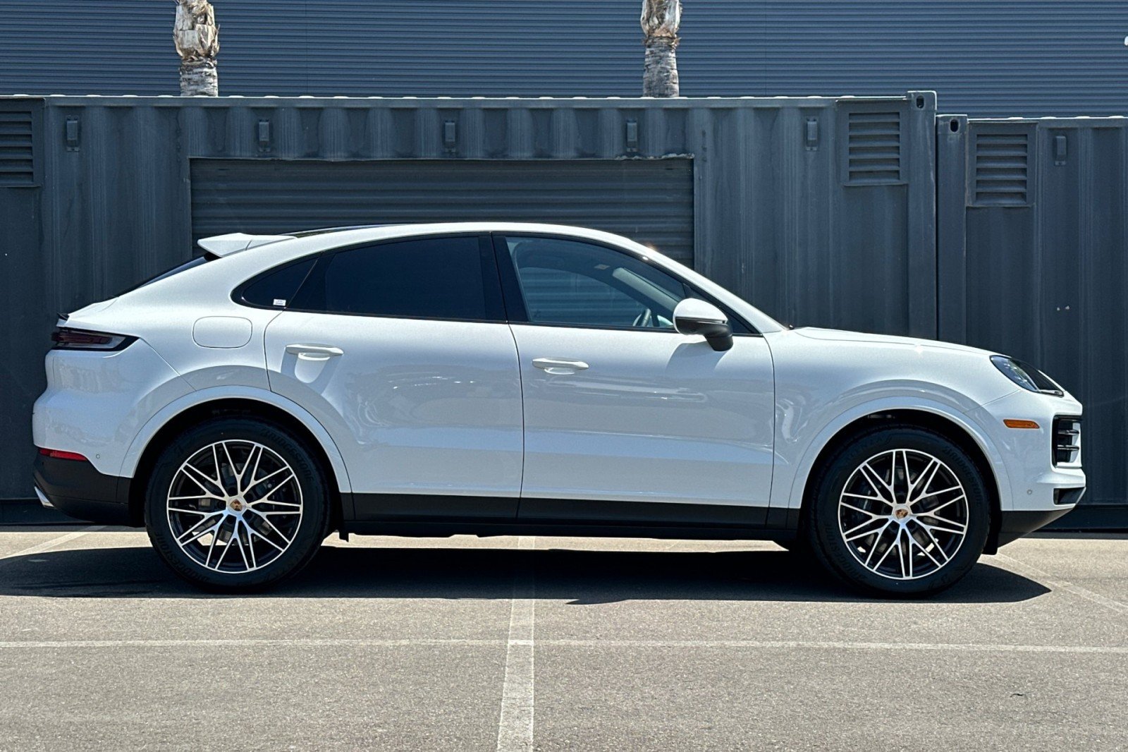 New 2026 White Porsche Coupe image 9