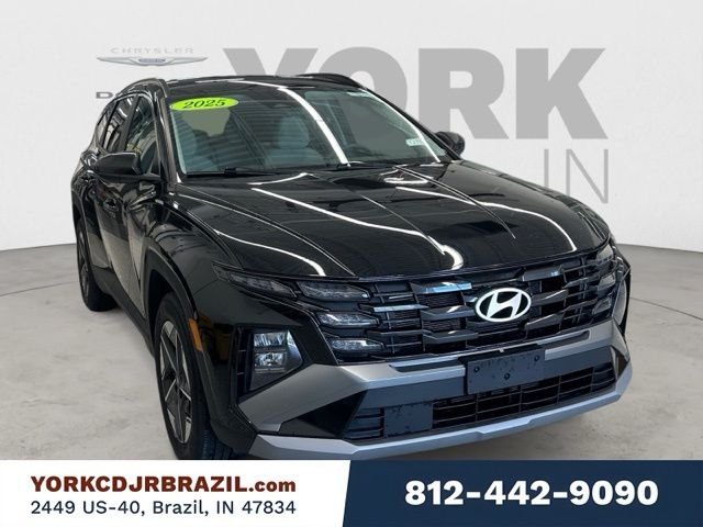 Used 2025 Black Hyundai SEL image 7