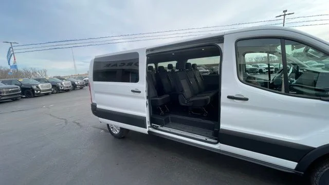 2023 Ford Transit Passenger Van XLT - Photo 10