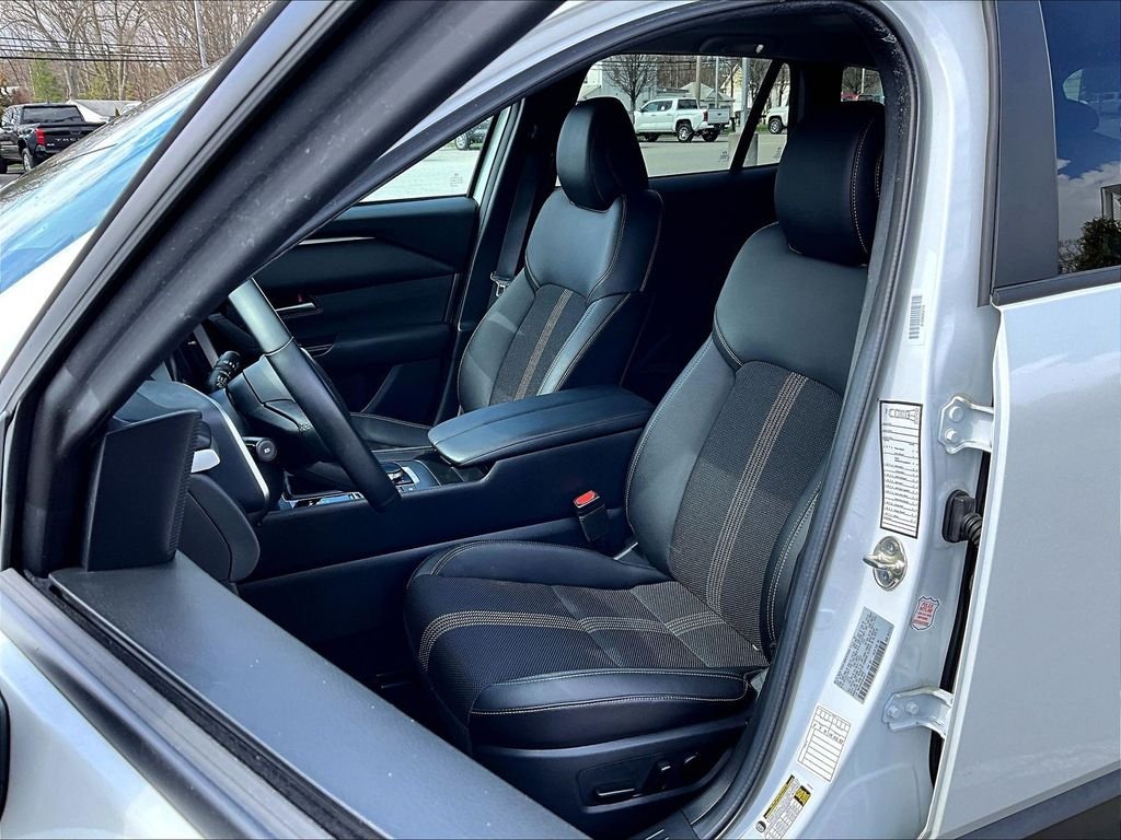 Used 2025 Wind Chill Pearl Mazda 2.5 S Premium Package image 10