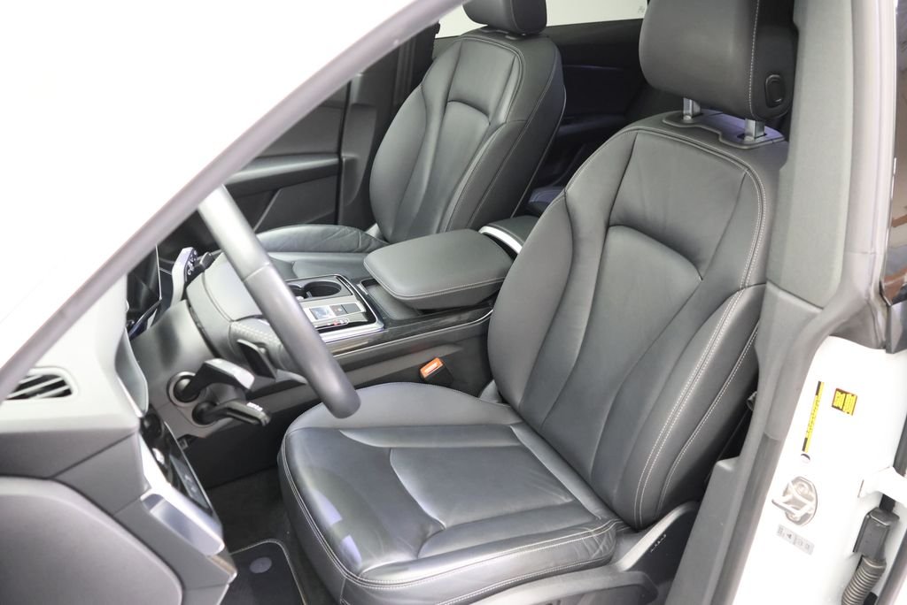 Used 2019 Glacier White Audi 3.0T Premium image 37