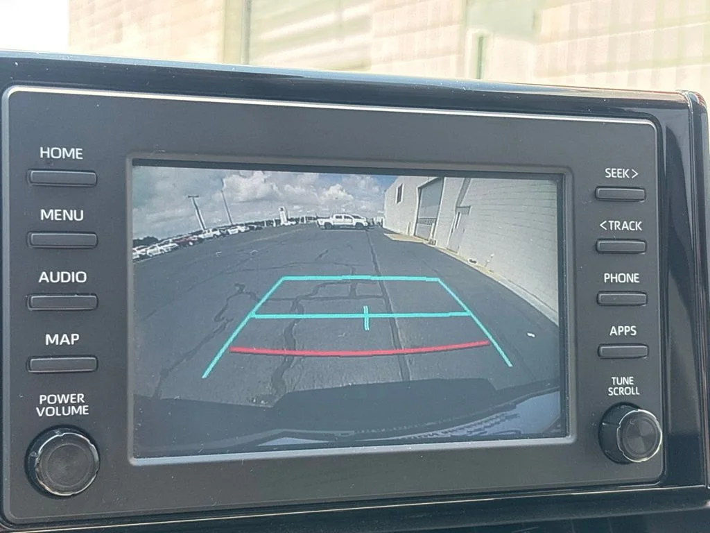 Used 2019 Gray Toyota XLE image 10
