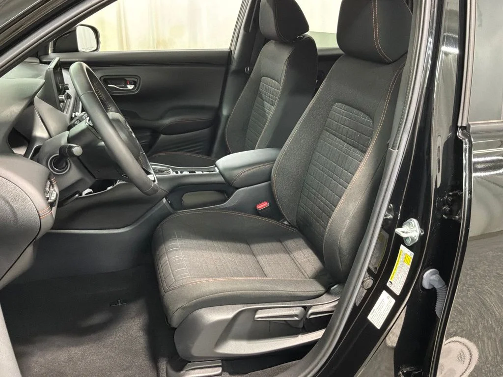Used 2025 Crystal Black Pearl Honda Sport image 19