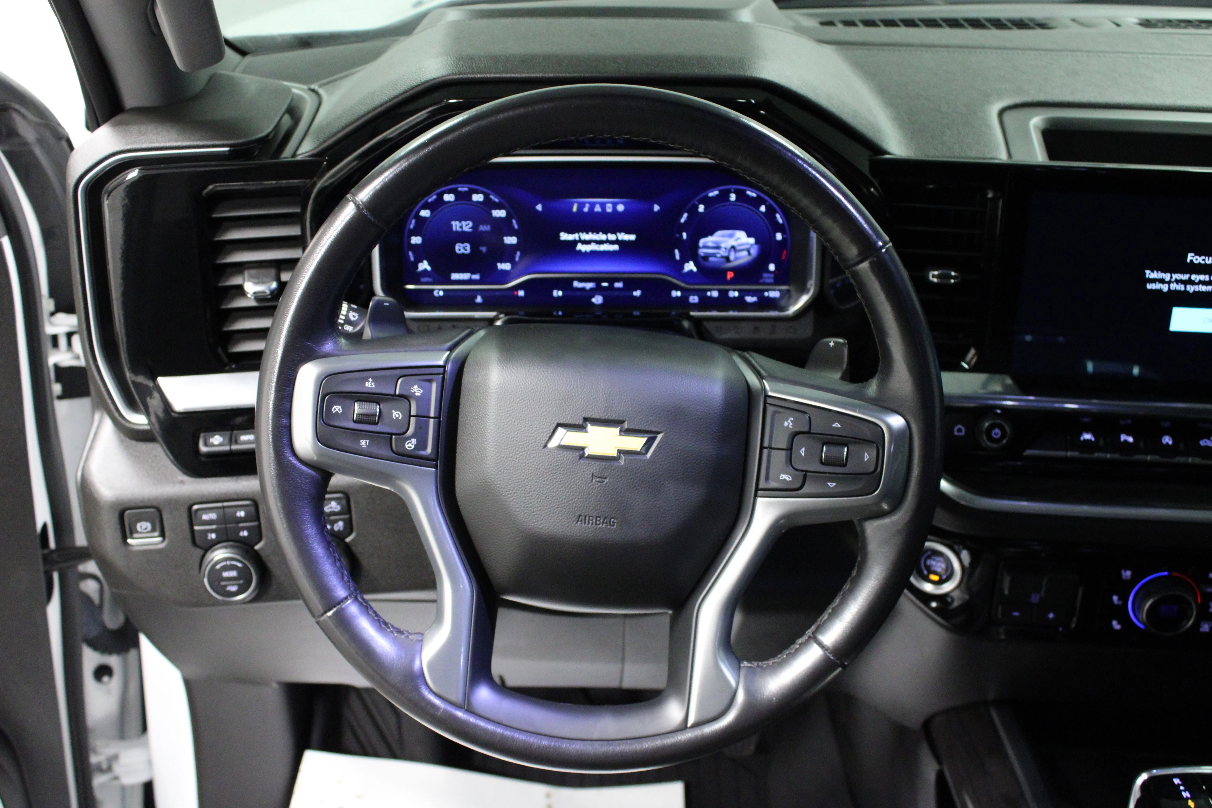 Used 2022 Summit White Chevrolet LTZ image 17