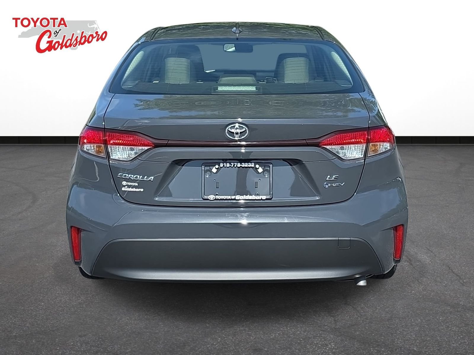 2026 Toyota Corolla LE - Photo 6