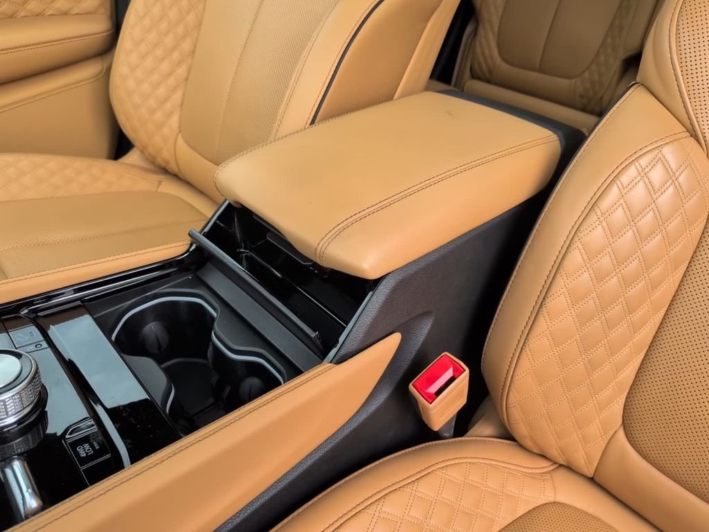 Used 2025 Red Jeep Summit Reserve image 23