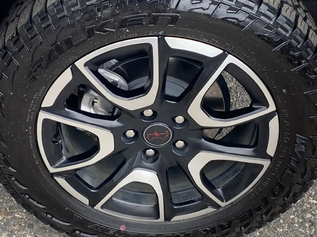 Certified Used 2026 White Jeep Trailhawk image 29