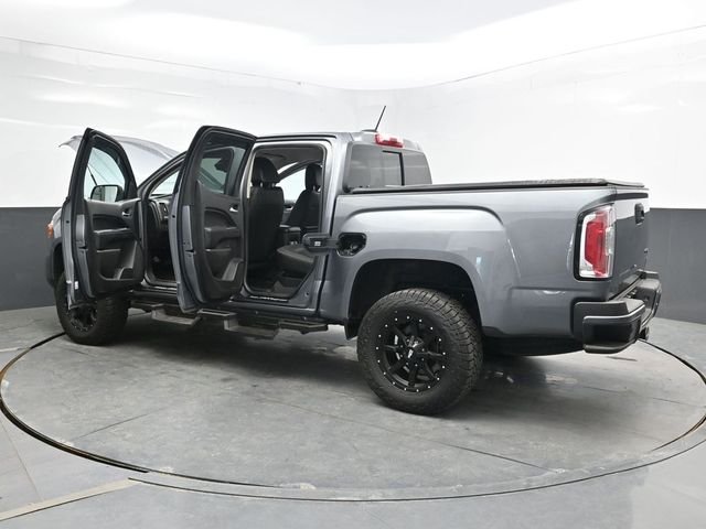 Used 2022 Gray GMC AT4 w/Leather image 35