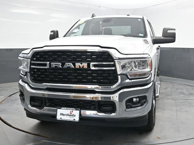 Used 2023 White Ram Big Horn image 2