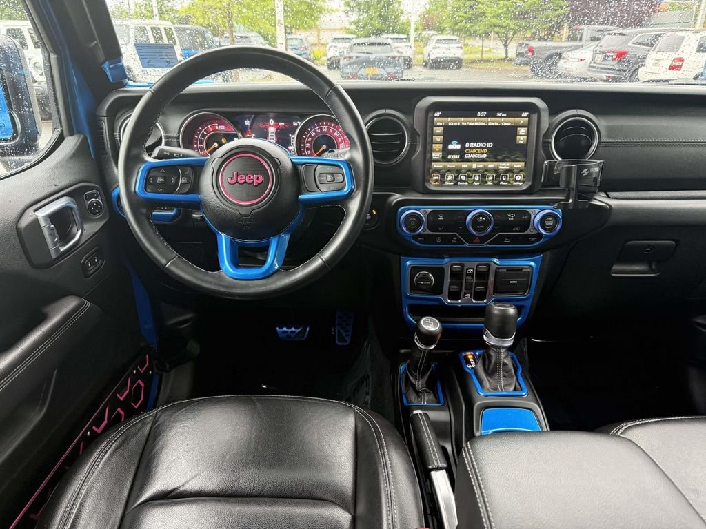 Used 2022 Blue Jeep Unlimited Sahara image 18
