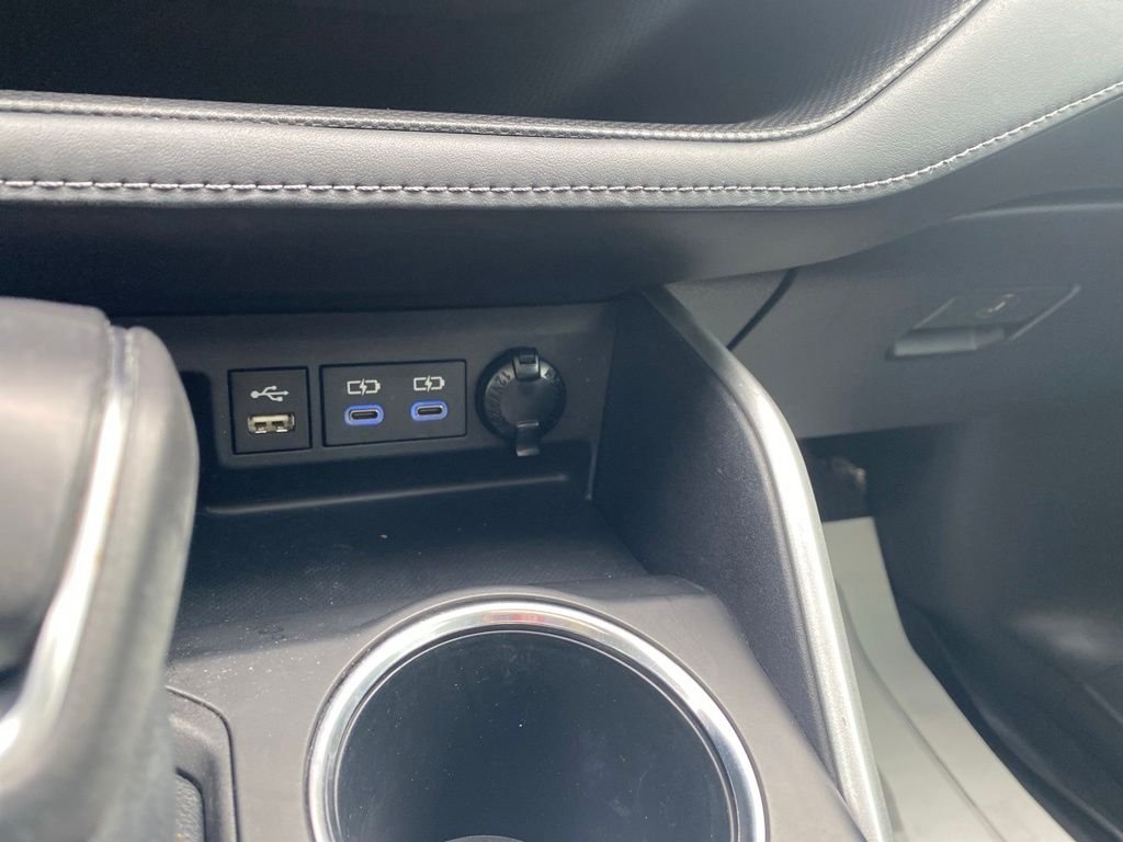 Used 2022 Black Toyota XLE image 24