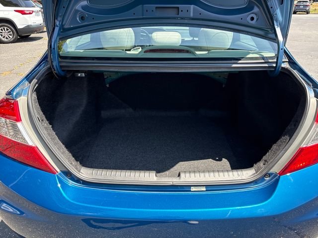 Used 2012  Honda LX image 25