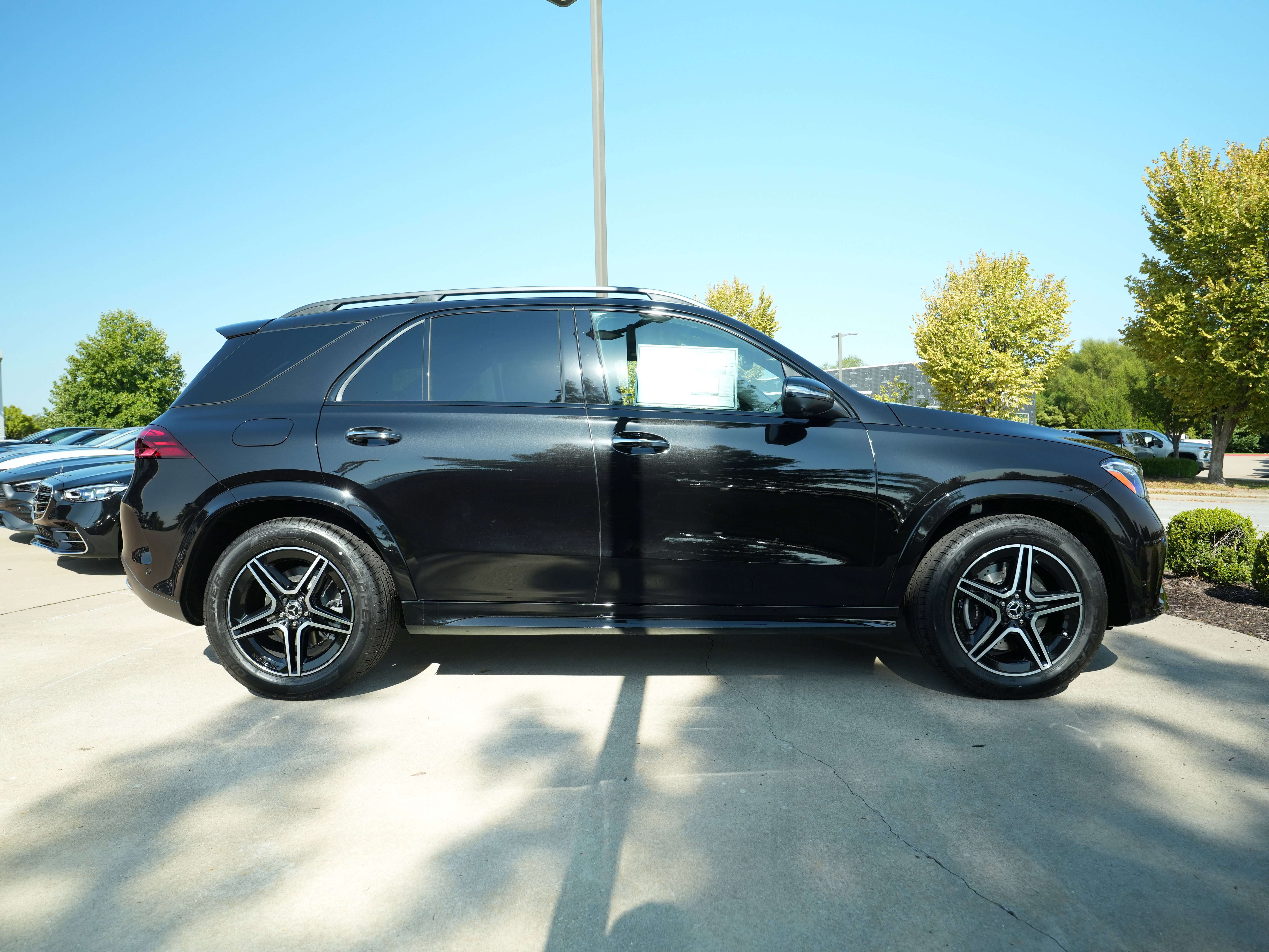 New 2026 Obsidian Black Metallic Mercedes-Benz GLE 350 image 9