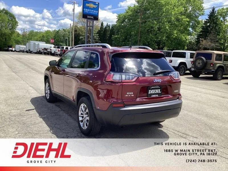 Used 2020 Red Jeep Latitude Plus 4x4 image 5