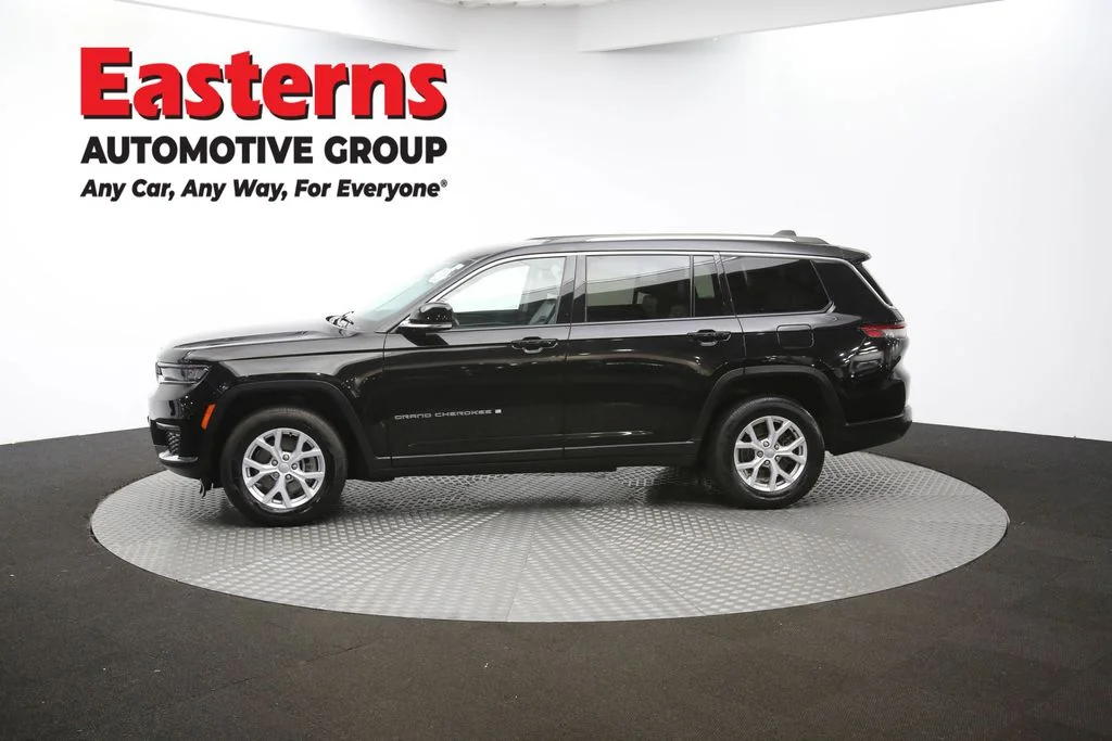 Used 2021 Black Jeep Limited image 59
