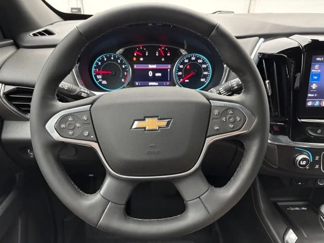 Used 2023 Silver Sage Metallic Chevrolet LT Leather image 19