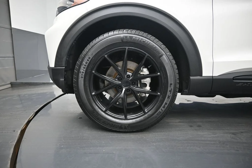 Used 2022 White Ford Timberline image 28