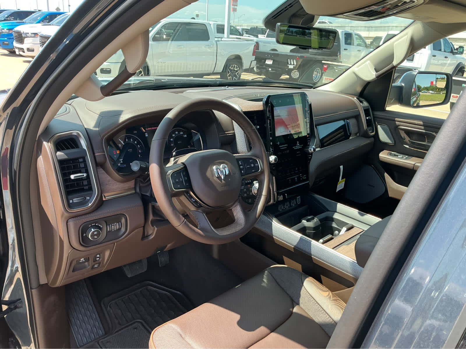 2026 RAM 1500 Limited Longhorn - Photo 17