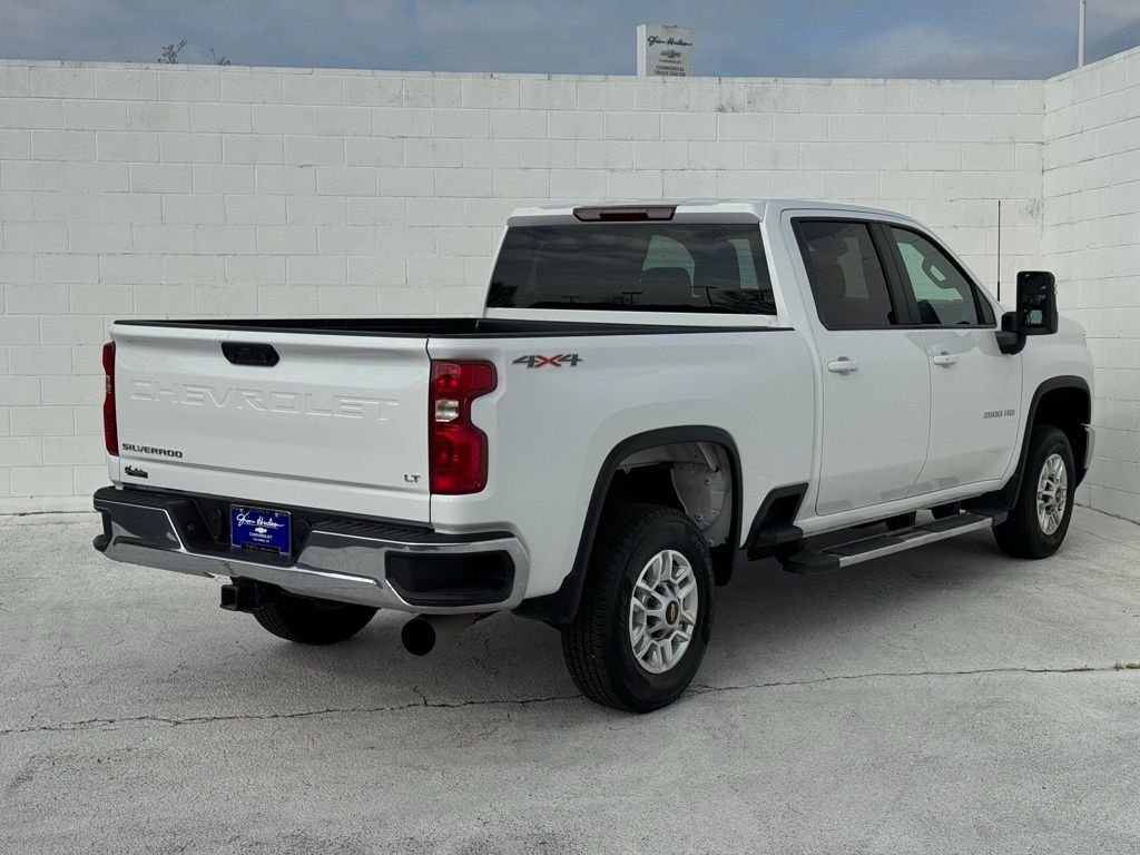 Used 2025 White Chevrolet LT image 13