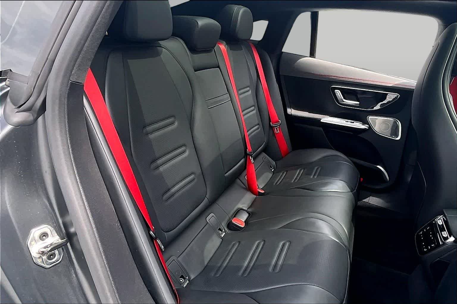 Used 2023 MANUFAKTUR Alpine Grey Mercedes-Benz AMG® EQE image 19
