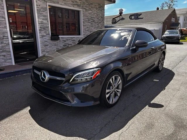Used 2019 Black Mercedes-Benz C 300 image 1