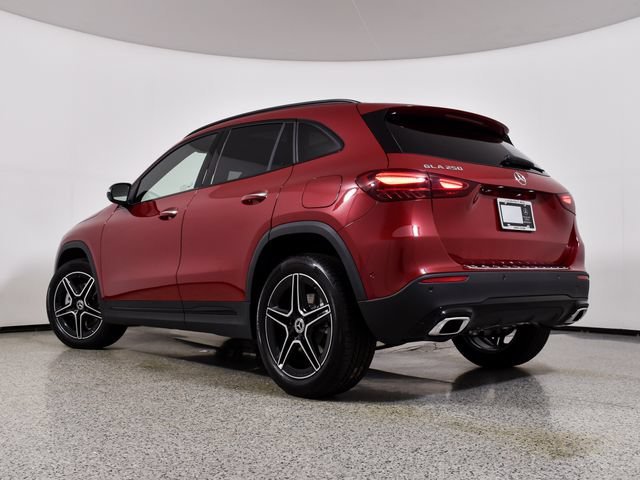New 2026 MANUFAKTUR Patagonia Red Metallic Mercedes-Benz GLA 250 image 54
