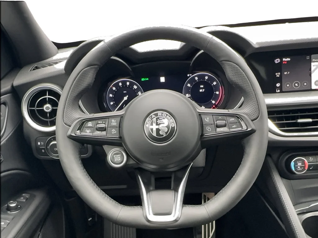 New 2026 Black Alfa Romeo Base image 38