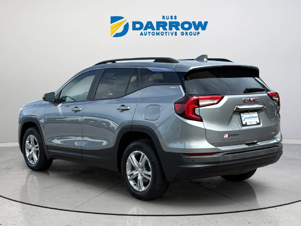Used 2023 Silver GMC SLE image 3