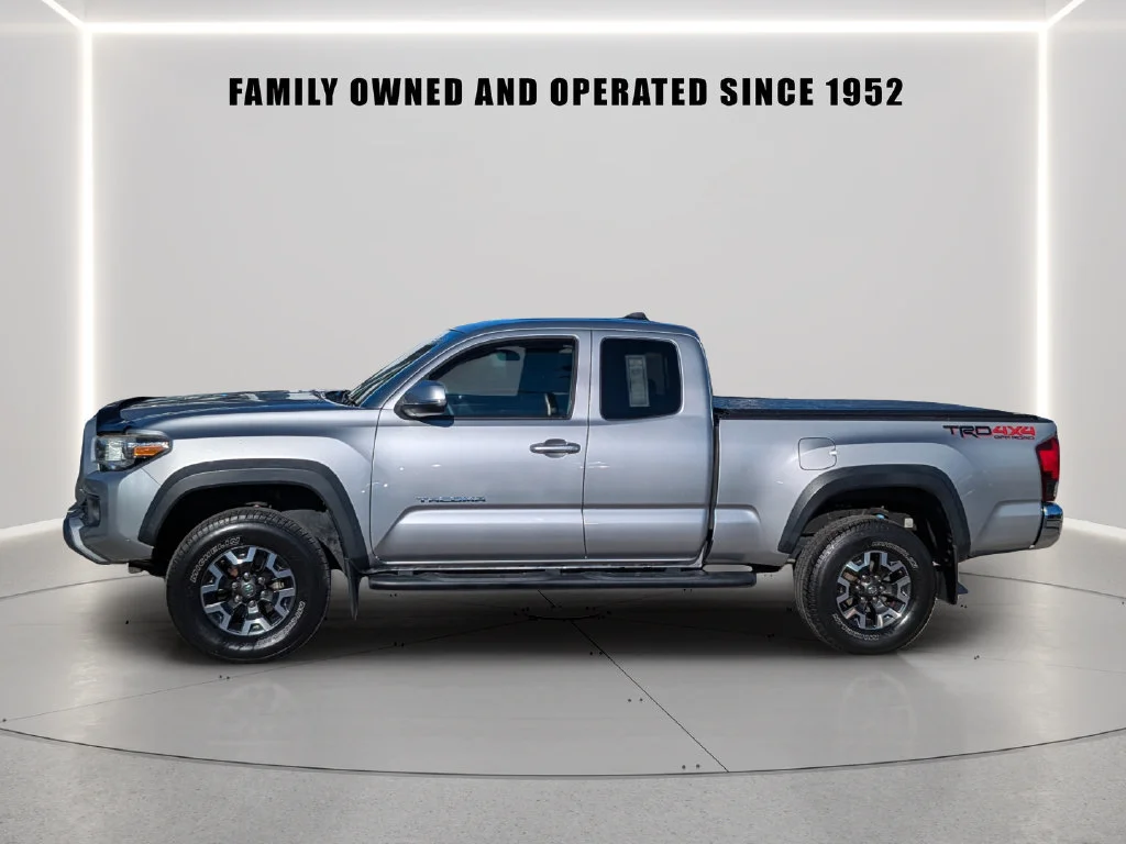Used 2018 Silver Toyota TRD Off-Road image 3