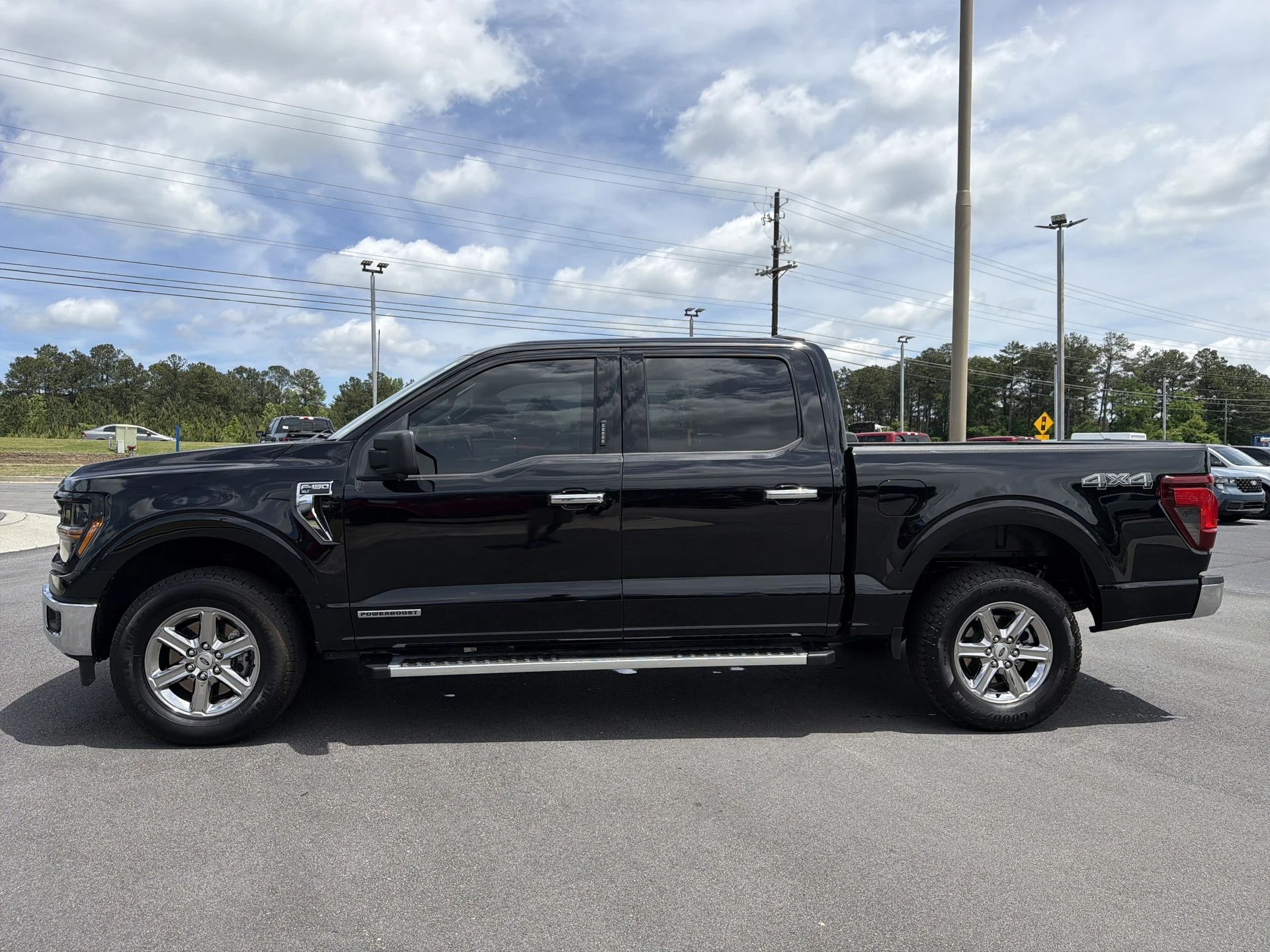 Used 2024 Black Metallic Ford XLT image 24