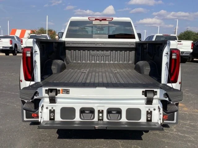2026 GMC Sierra 3500HD SLT - Photo 14