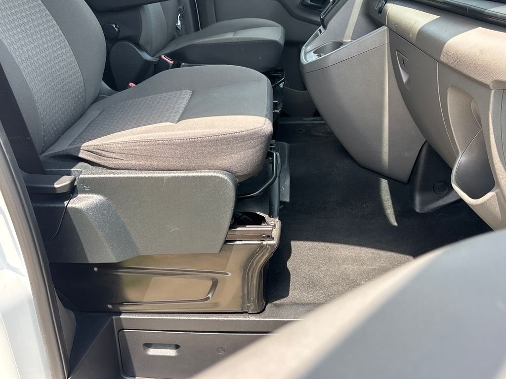 2023 Ford Transit Passenger Van XLT - Photo 10