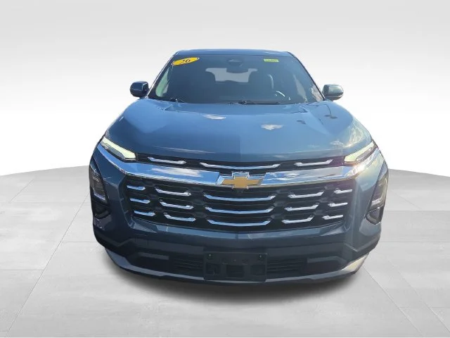Used 2026 Lakeshore Blue Metallic Chevrolet LT image 9
