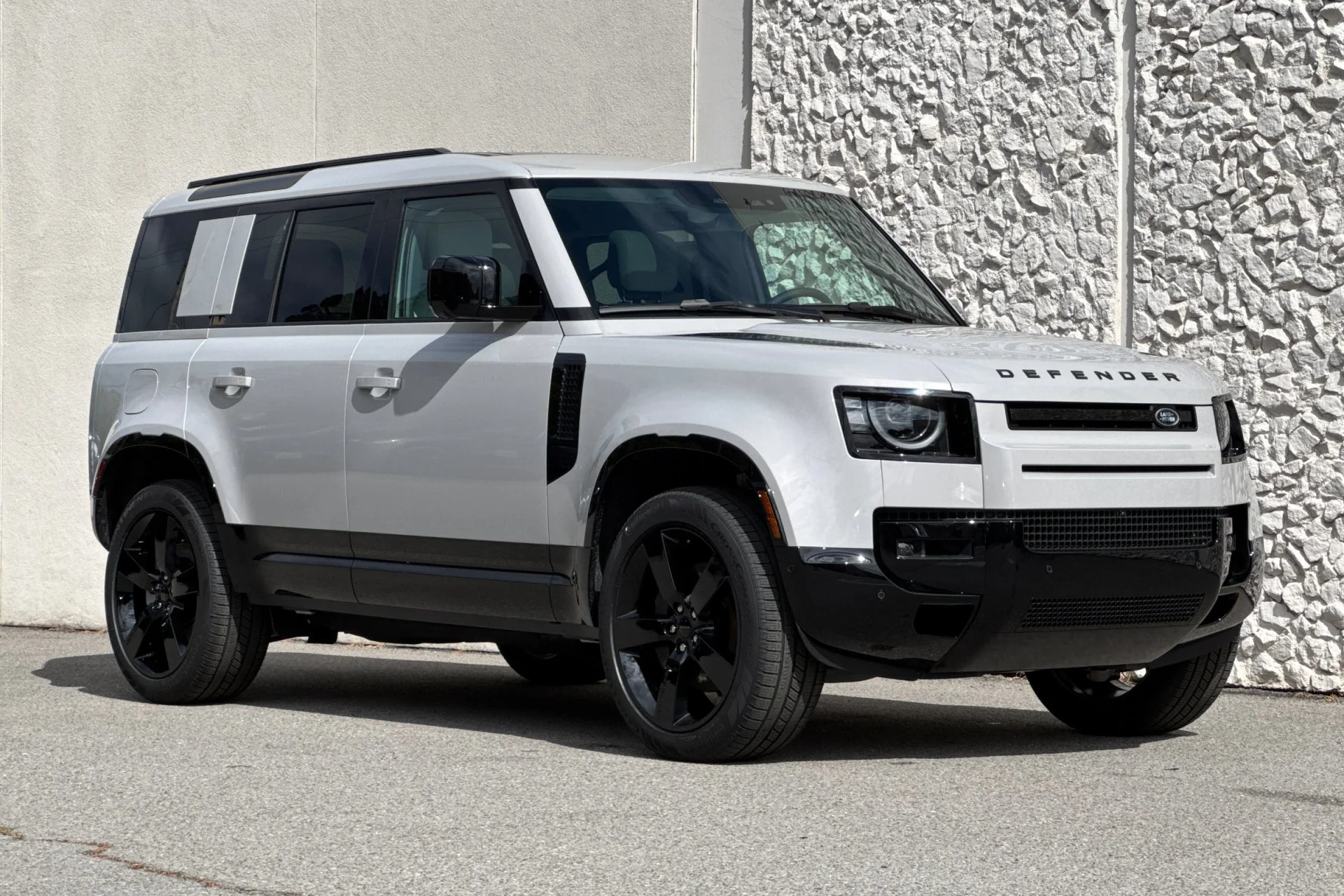 New 2026 Borasco Grey Land Rover X-Dynamic SE image 9