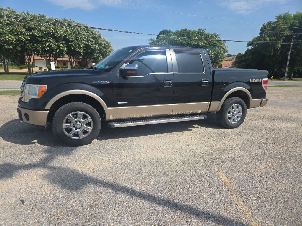 Used 2013 Black Ford Lariat image 6